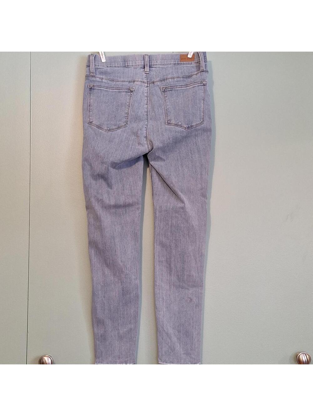 Judy Blue Light Wash Pull On Skinny Jean Size 9 / 29 - Picture 4 of 8